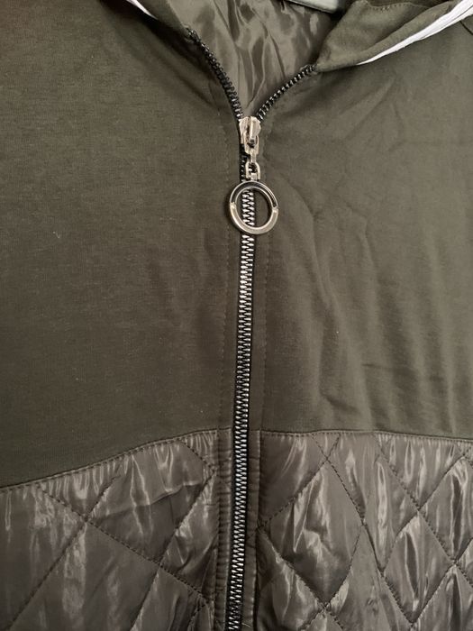 Спортивный трикотажный женский костюм