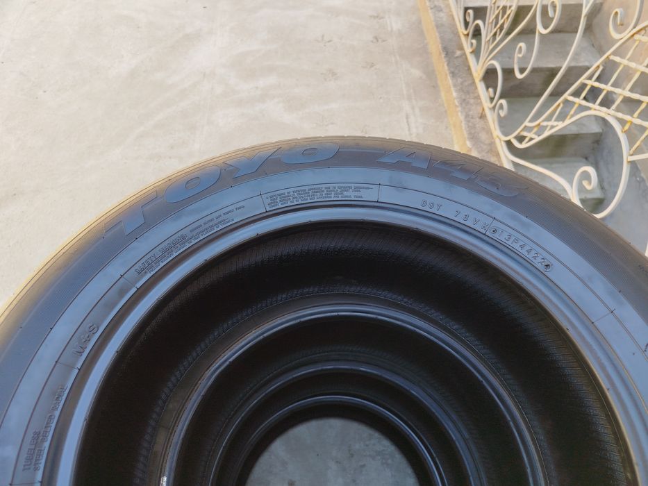 235 65 R18 Shina Toyo Kaptivaga