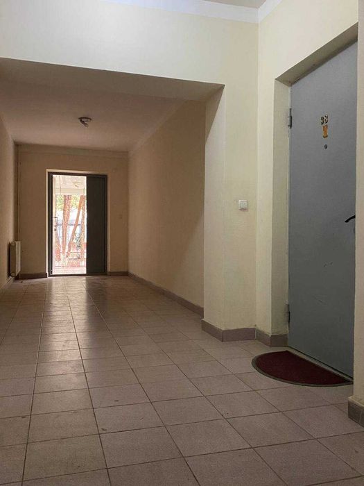 СОТИЛАДИ! Талабаларда (ВУЗ) коробка нархидан арзон 10 та ойнали уй!