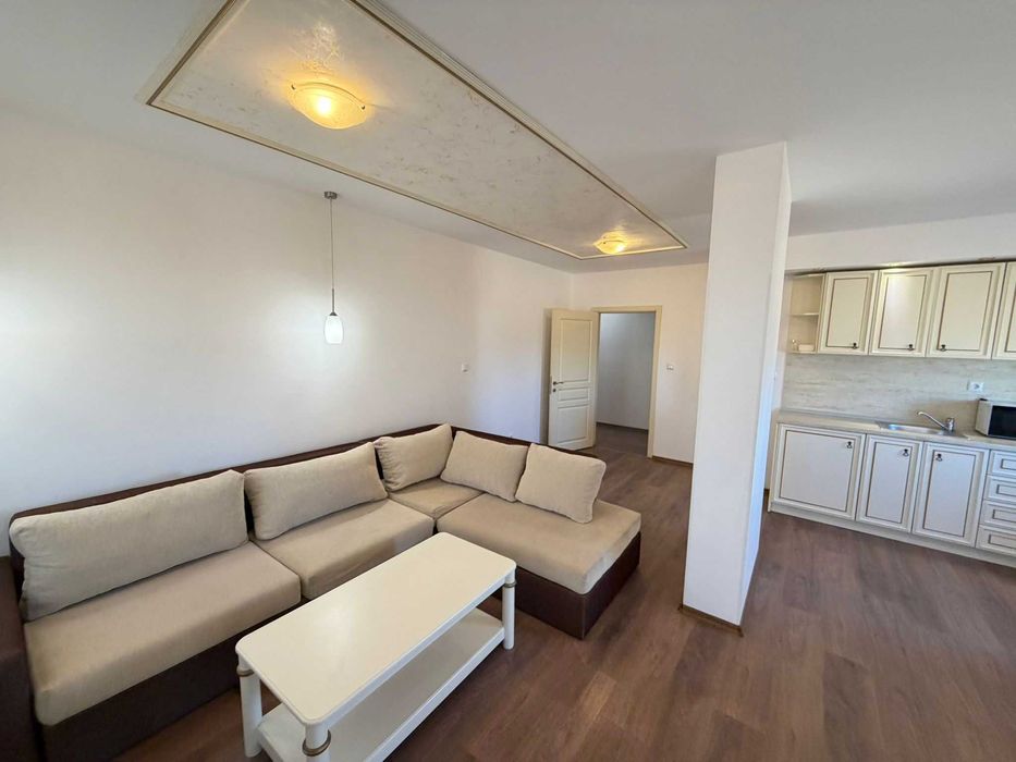 Продава се Тристаен апартамент в к.к. Слънчев бряг - 90 кв.м за 1019 €/кв.м - Снимка #2