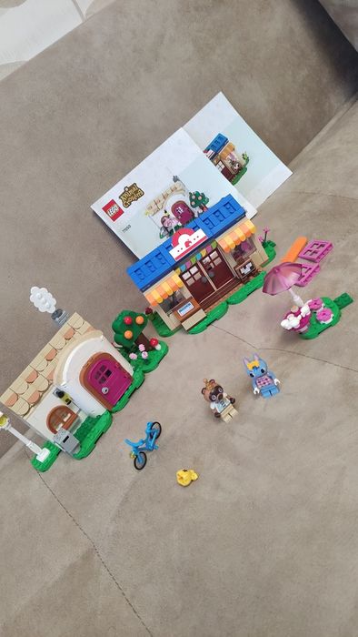 LEGO Animal Crossing 77050 - Том Нук и Роузи 535 части