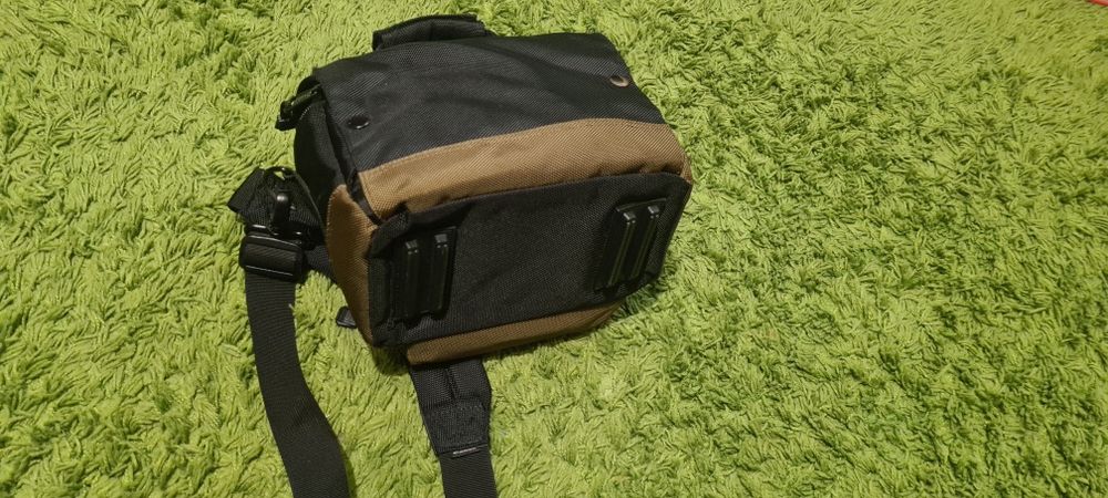 Geanta Canon Custom Gadget 100EG