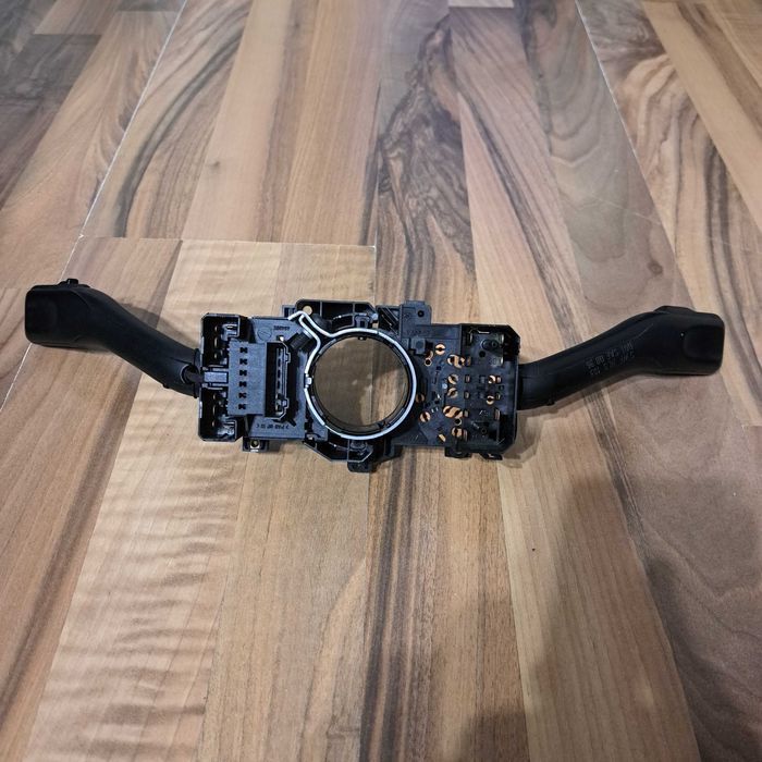 Лост за мигачи и чистачки за Audi-комлект.