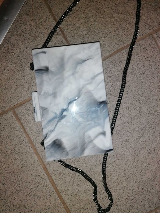 Дамска чанта zara