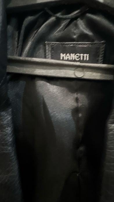 Кожанная женская куртка