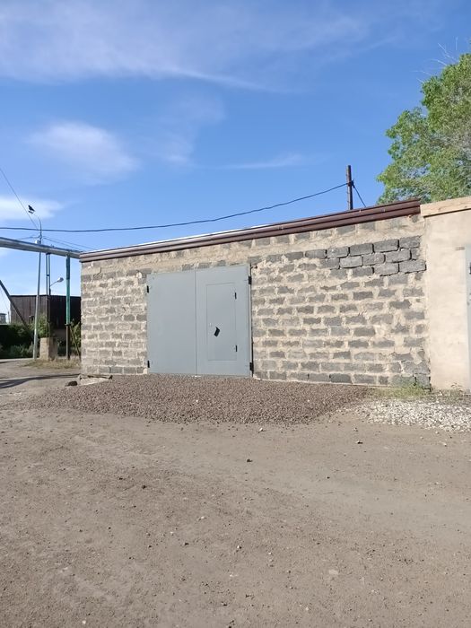 Продаю землю с гаражом