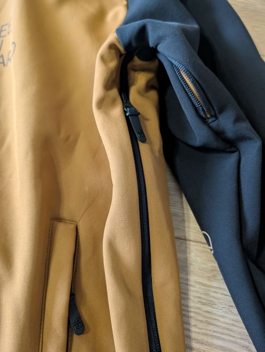 Costum  snowboard  (Geaca softshell  4F FOB + BIB pants )