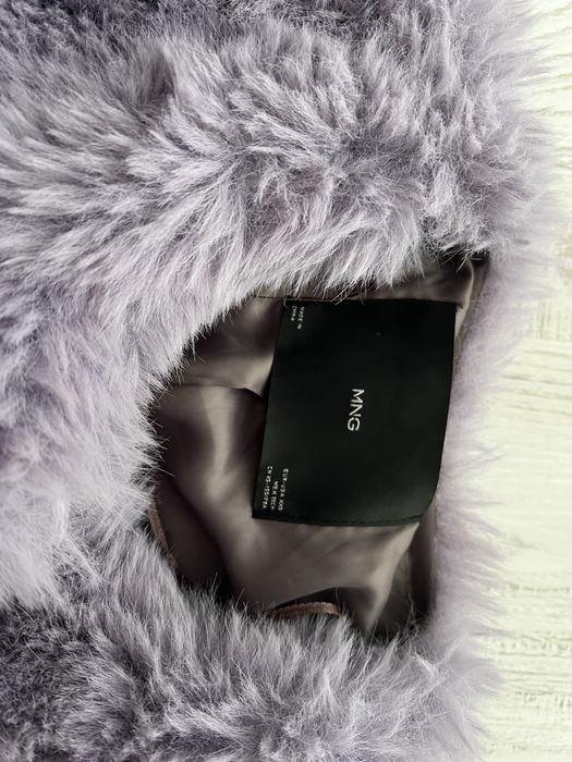 Пухкаво палто MANGO