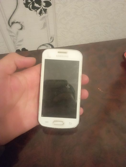 Telefon zapchastlari