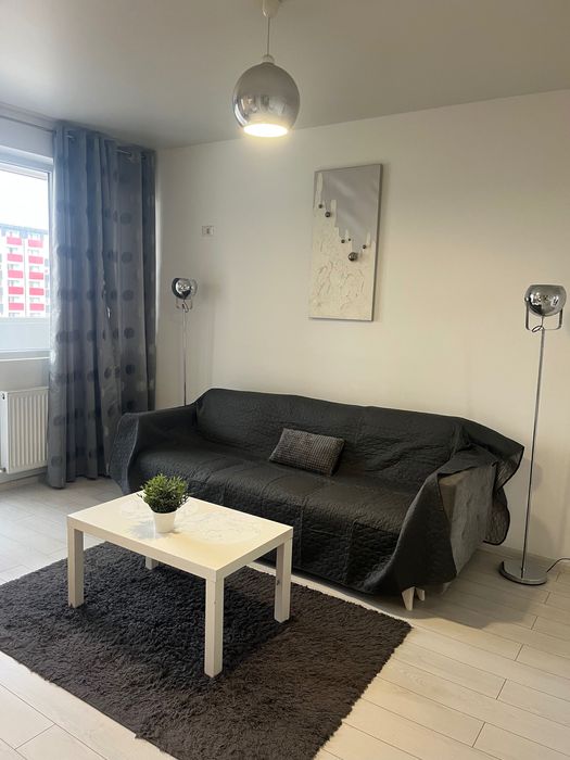 Propietar inchirez apartament cu 2 camere