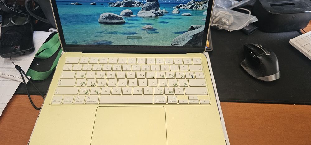 Продам MacBook NEO