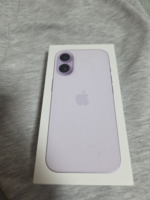 Iphone 17 lavender - чисто нов и неотварян
