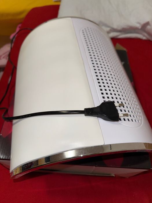 Продавам прахоуловител