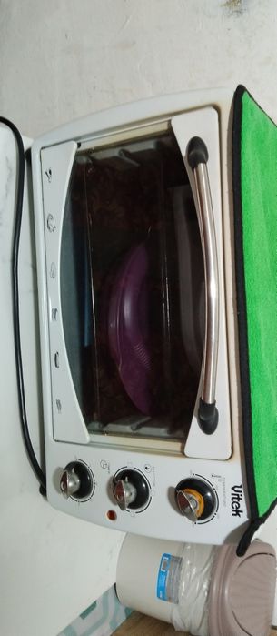 Духовку б/у продам