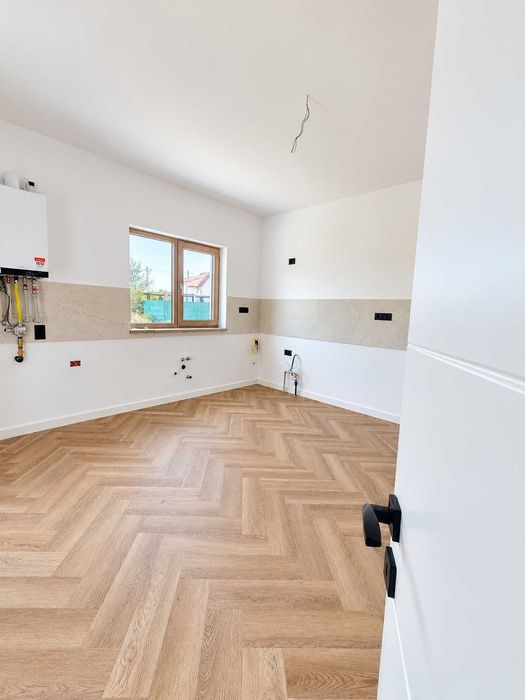 Vila P+1E finisaje premium platou Prundu zona Targ