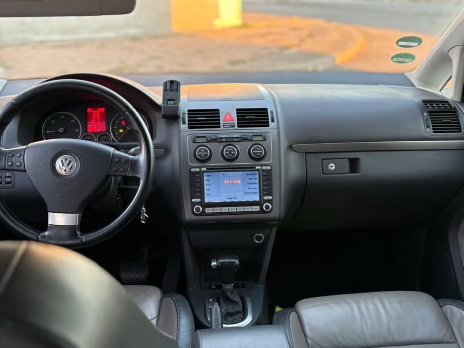 Volkswagen Touran 2.0 diesel an fab 2008 inport germania
