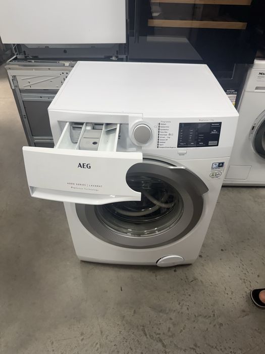 Пералня Slim AEG 6000 Series А++7kg Внос от Германия