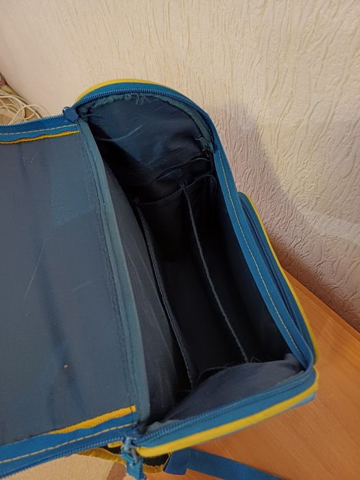 Рюкзак школьный.