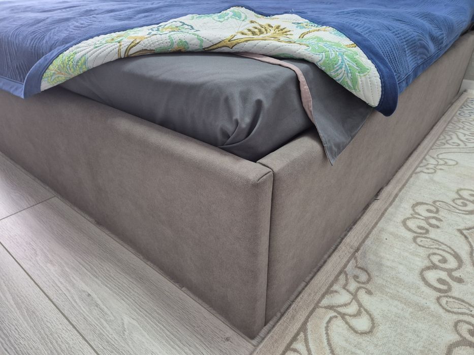 Продам кровать 200*200