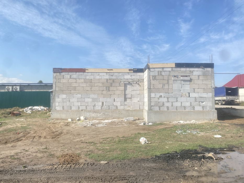 Продам недостроенный дом