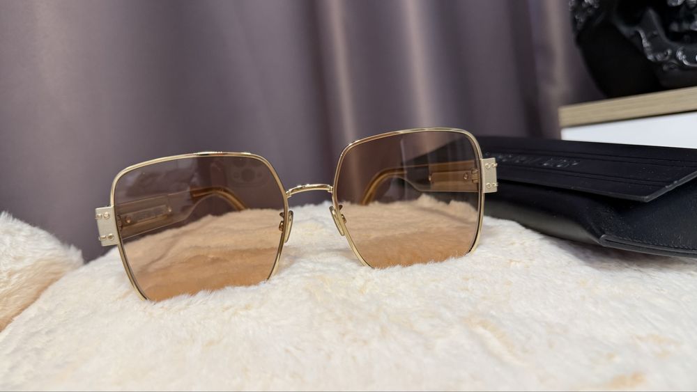 Слънчеви очила Dior