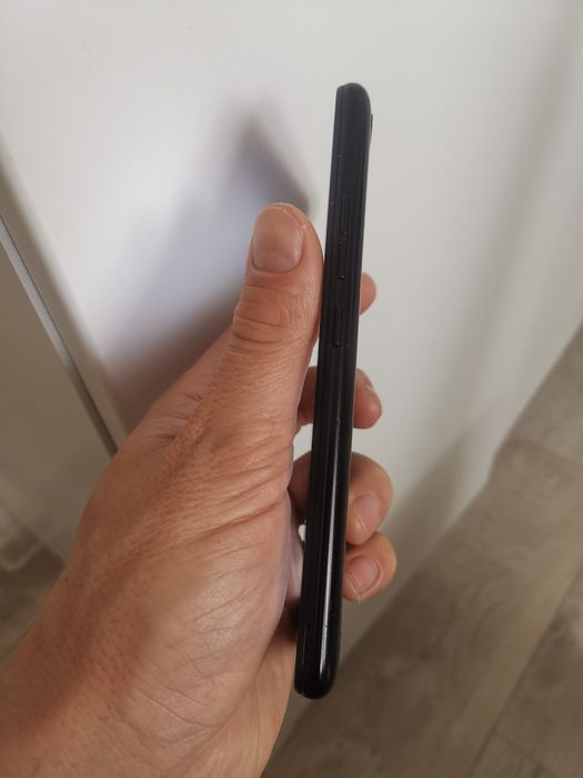 Продам телефон смартфон Techno b1p