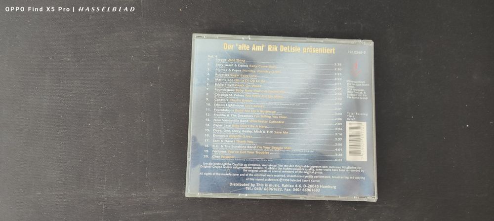 Se vând albume muzicale originale, din diferite genuri: pop, rock, dan