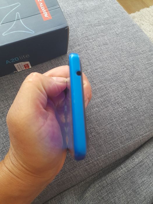 Telefon Allviw Dual Sim NOU în stare IMPECABILA