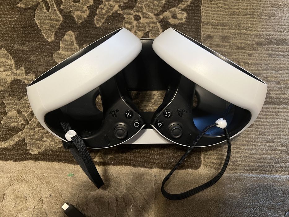 Playstation VR2 + charging stand / Garantie Mai 2027