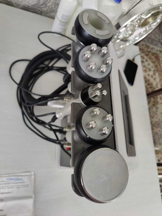 Косметологический аппарат 5в1