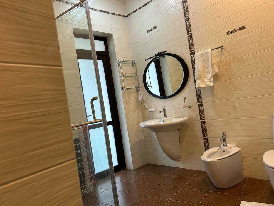 Сдаётся 3-комнатная квартира в Ц-1