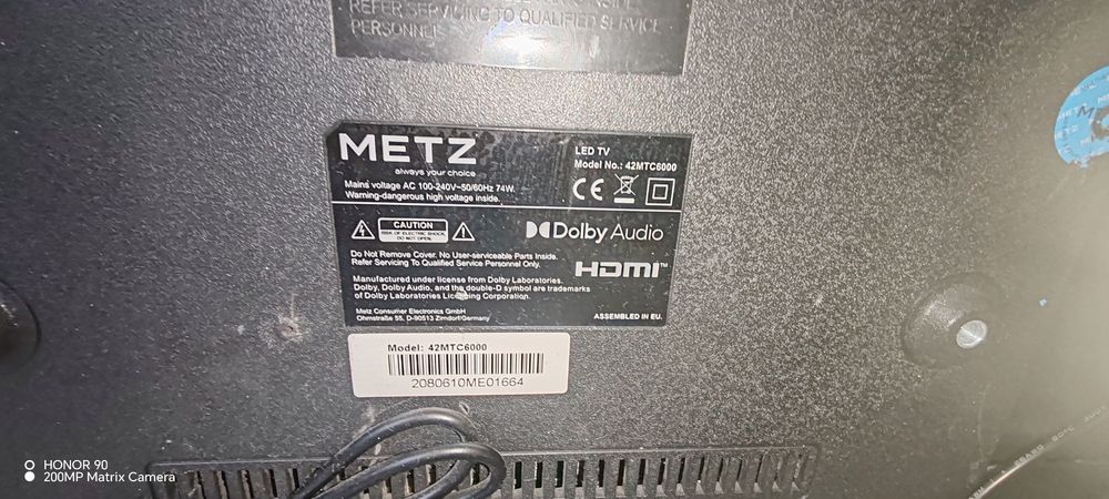 Tev Smart Metz 108 cm.