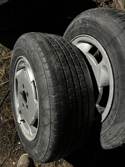 Продам диски r15 размер срочно