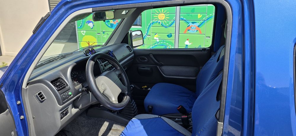 Vând Suzuki Jimny hard top 4x4