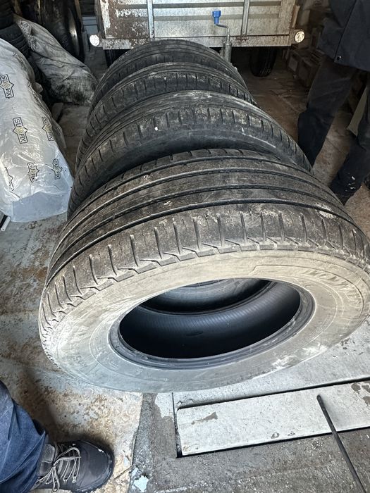 Продам резину комплект