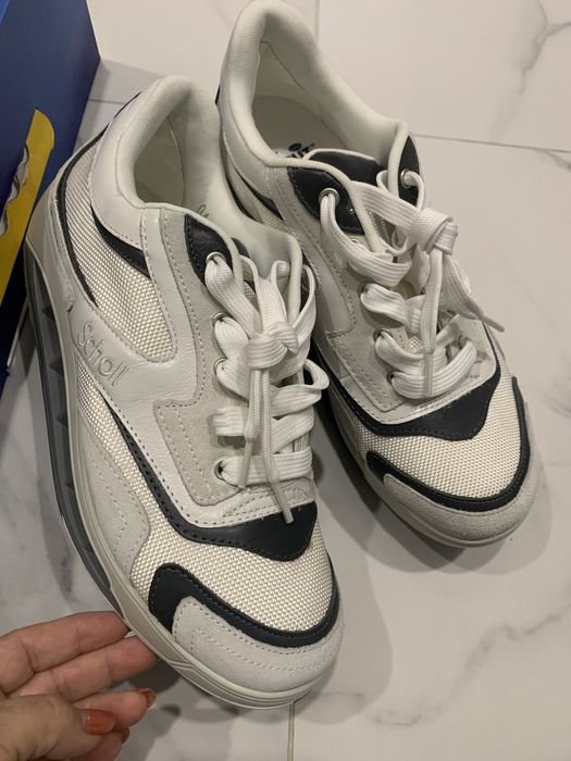 Нови оригинални спортни обувки Scholl номерът е 42