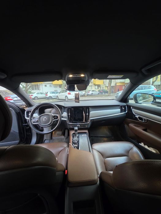 Vând Volvo S90 D4 2020