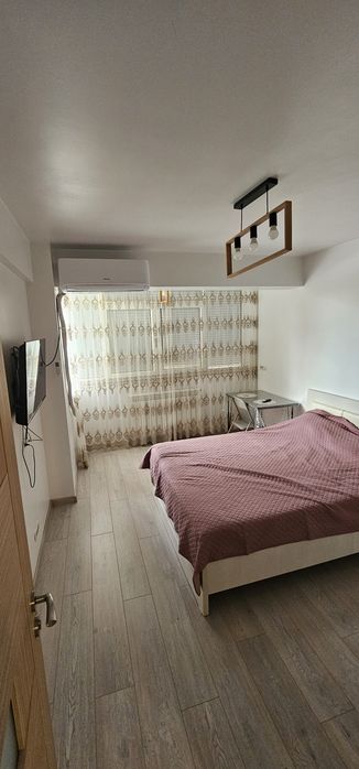 Apartament 3 camere de inchiriat