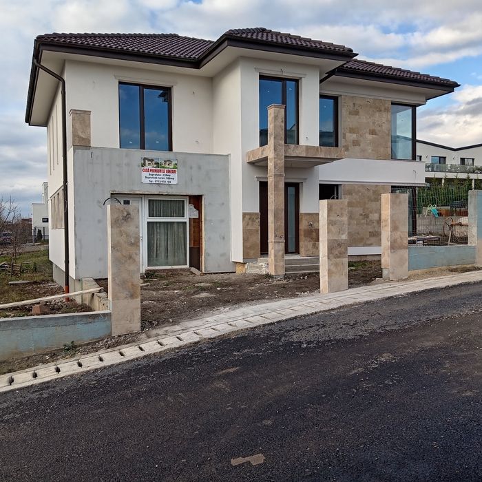 Casă premium de vânzare întrare Chinteni