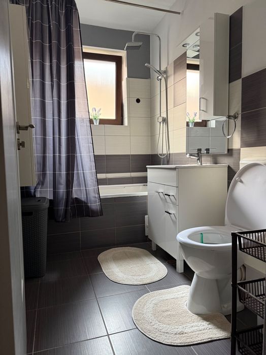 Apartament de inchiriat