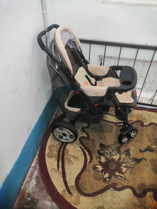 Продам коляску зима лето