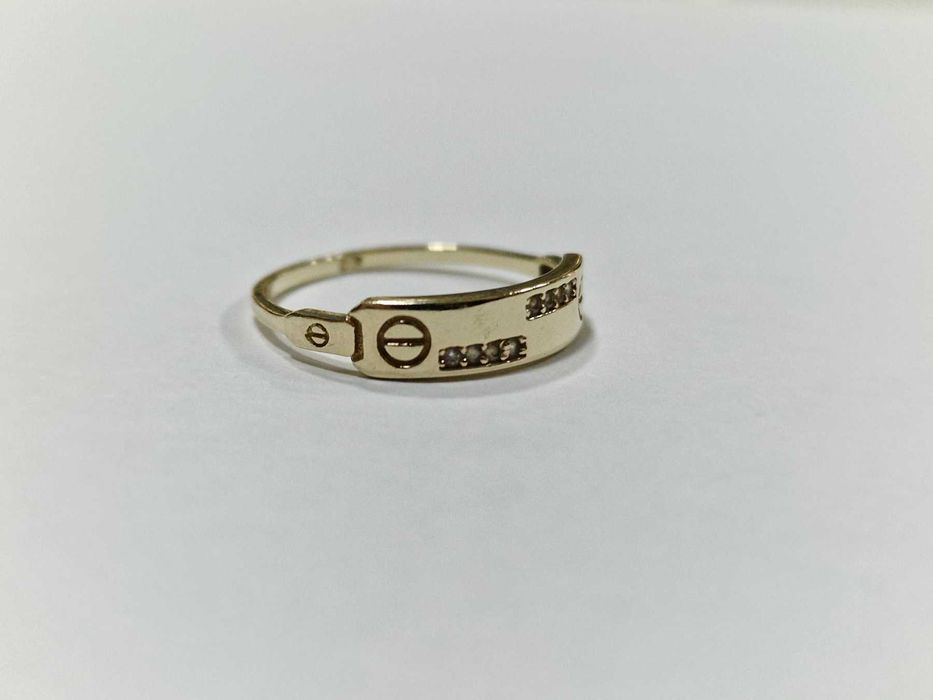 Дамски златен пръстен 14К 585 / 1,56 гр
