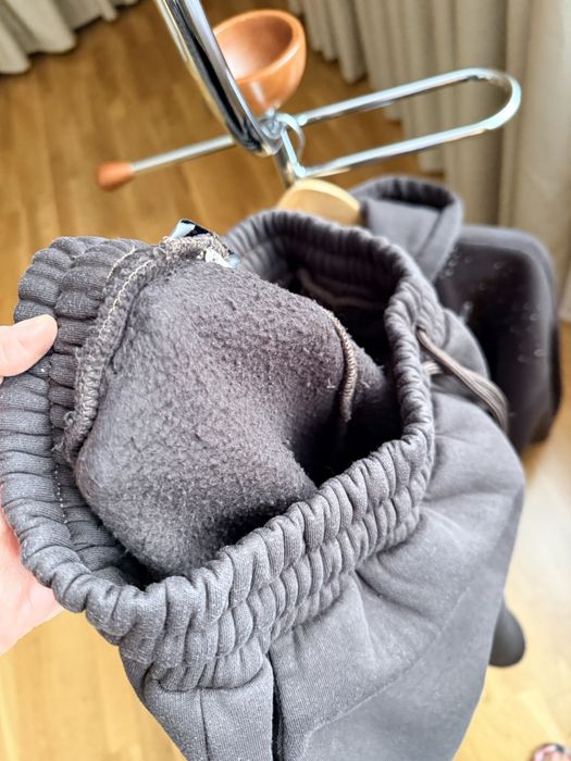 Продам спротивные костюмы утепленные