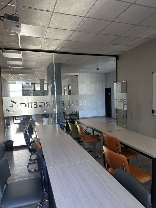 Сдаетя офис 220 кв Дархан, Хамид Алимжан метро