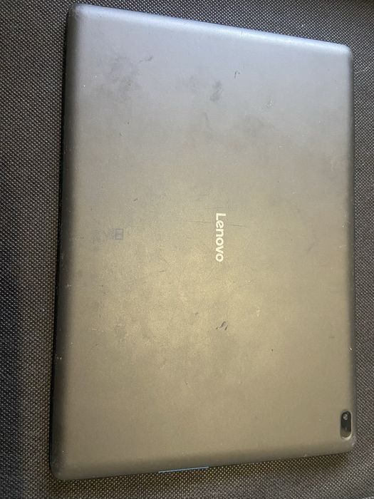 Tableta lenovo cu display spart!
