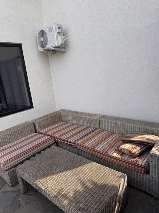 Canapea exterior ratan natural+4 scaune-Mobexpert 1190 ron