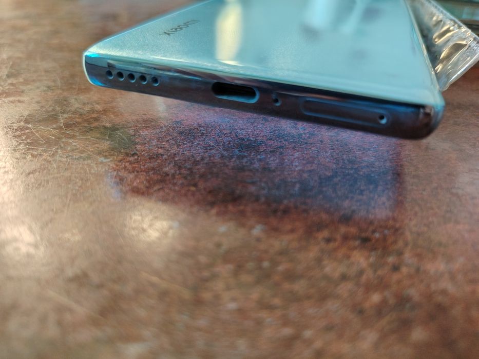 Xiaomi 13 Lite в идеальном состоянии