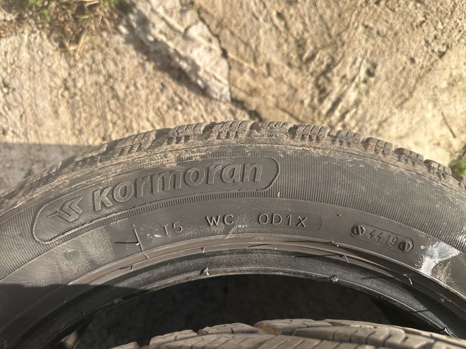 Зимни гуми 205/55/16 Kormoran 2бр.