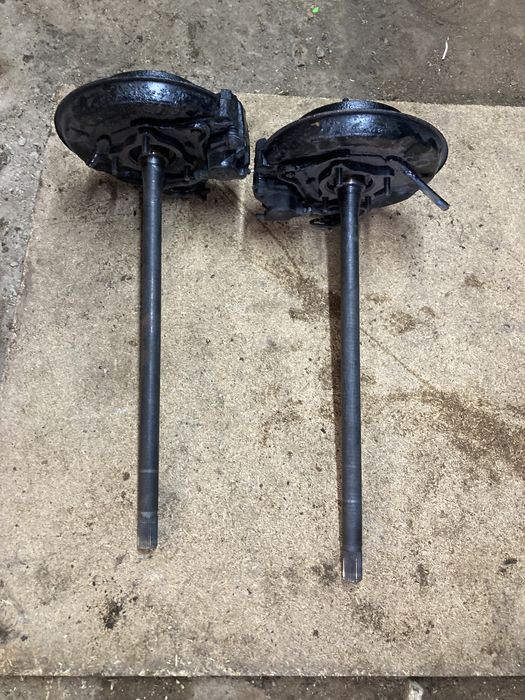 Задни полуоски Лява и Дясна за Тойота/Toyota land cruser J90 96-00г