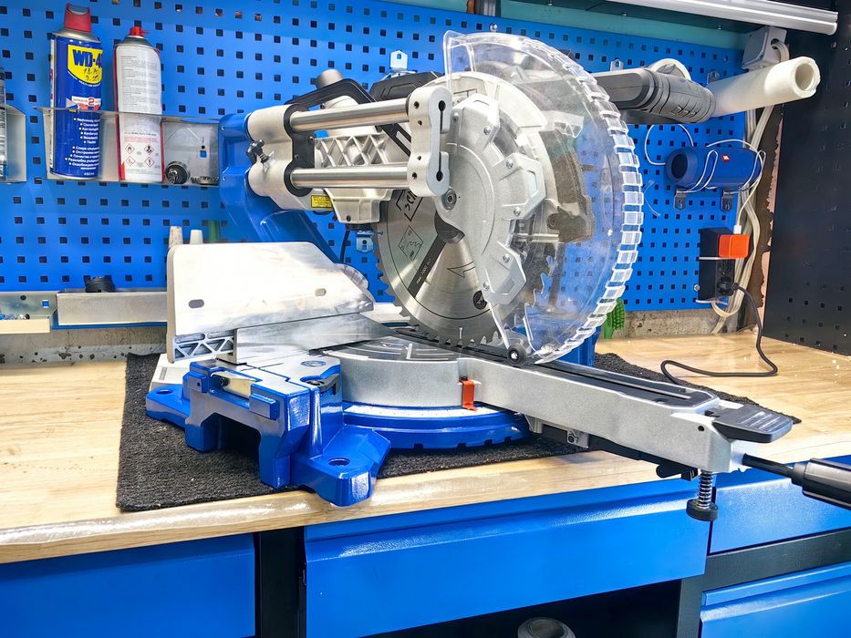 Потапящ Циркуляр с изтегляне Scheppach 305mm